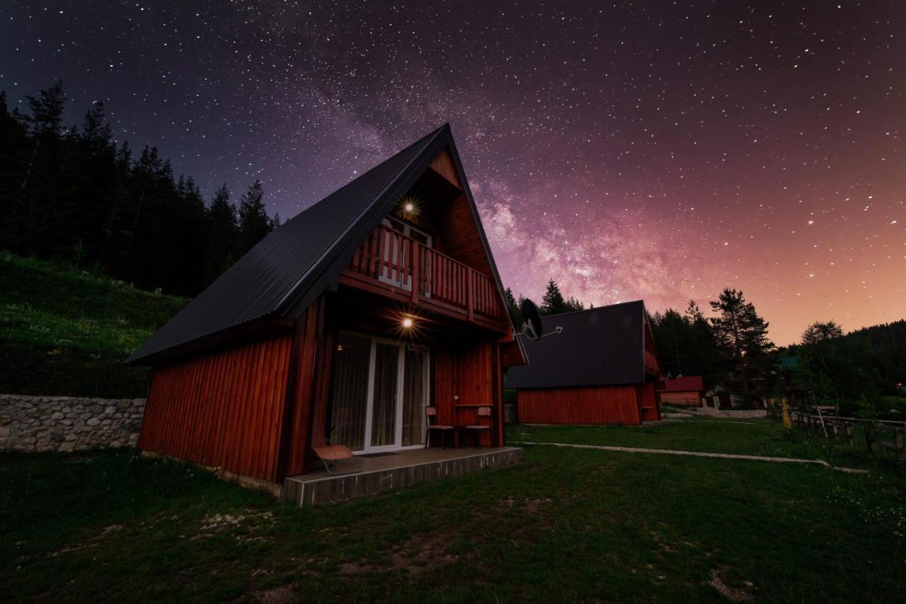 Hotel Etno Selo Zminica Žabljak Exterior foto
